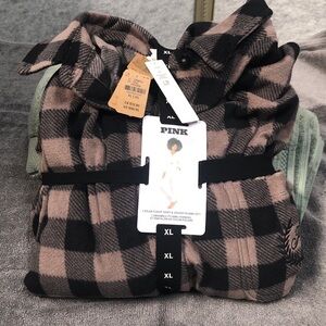 PINK Victoria's Secret Black and Pink Checkered fleece jogger pajama set NWT